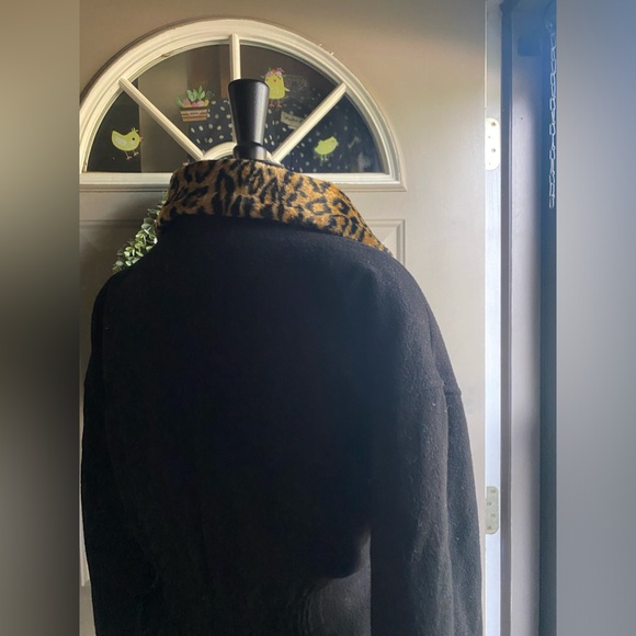 Vintage 90s Braetan leopard print black wool fitted tie waist coat, size large - Picture 15 of 15